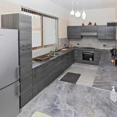 Modern With Private Pool Gozo Ferienhaus Xewkija