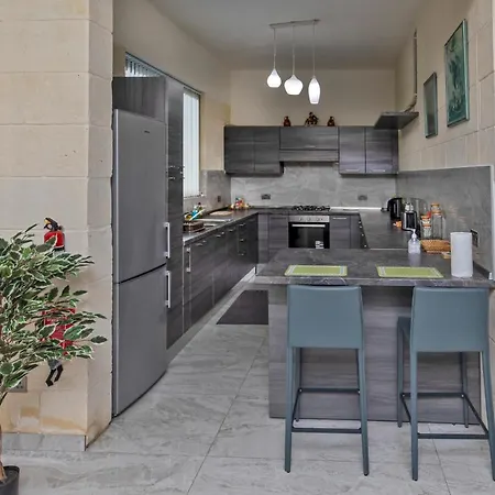 Modern With Private Pool Gozo * Xewkija